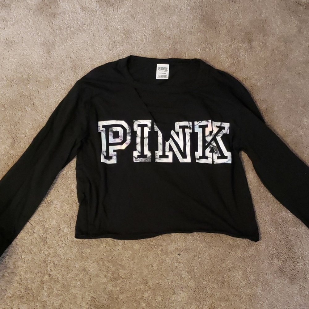 Strappy v-neck crop top